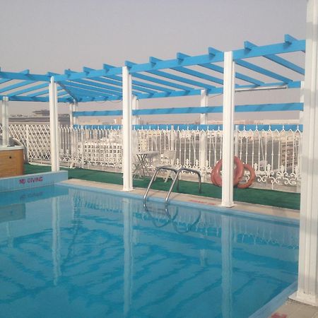 Dream Palace Hotel Dubai Buitenkant foto