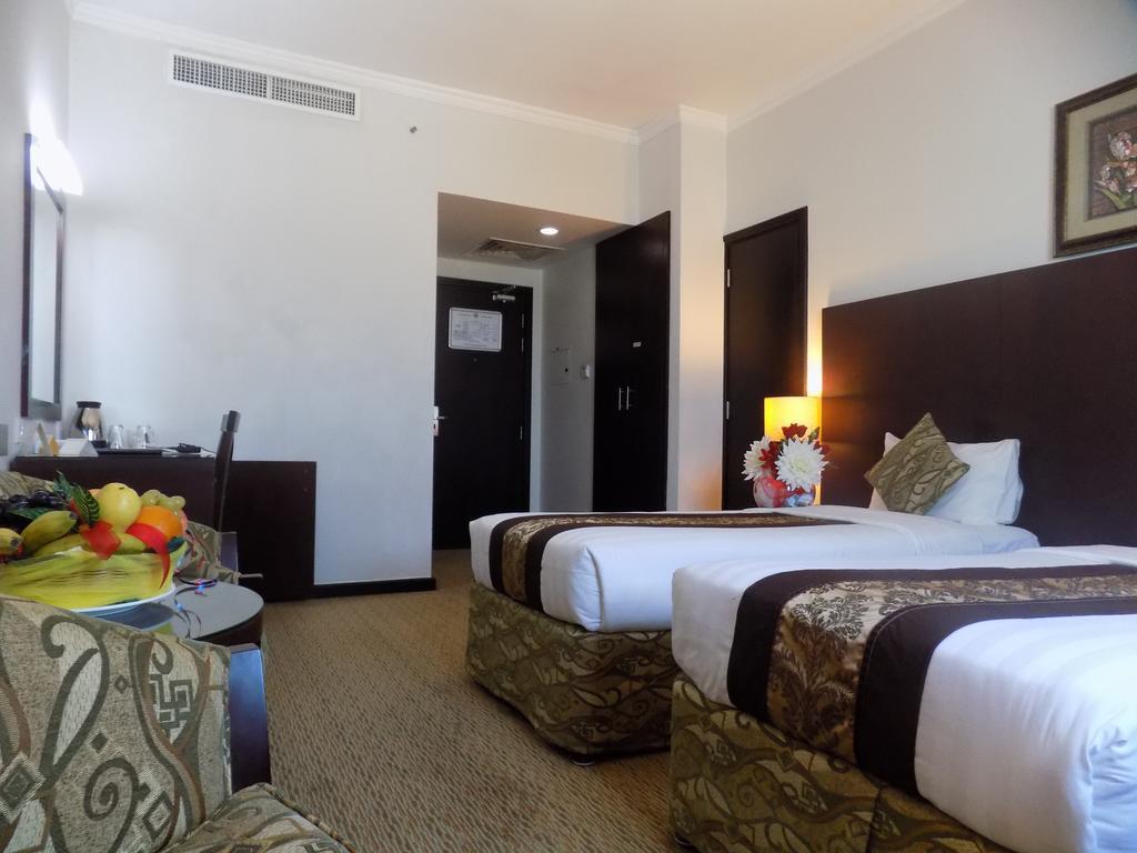 Dream Palace Hotel Dubai Buitenkant foto