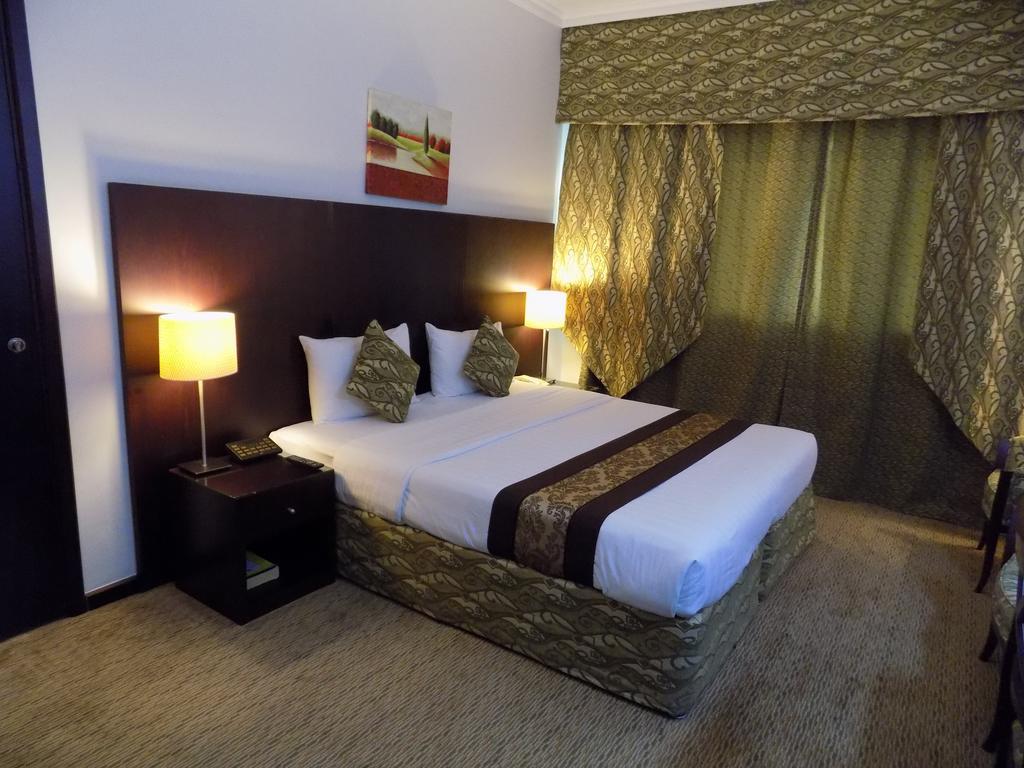 Dream Palace Hotel Dubai Buitenkant foto