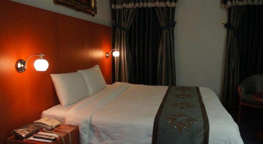 Dream Palace Hotel Dubai Buitenkant foto