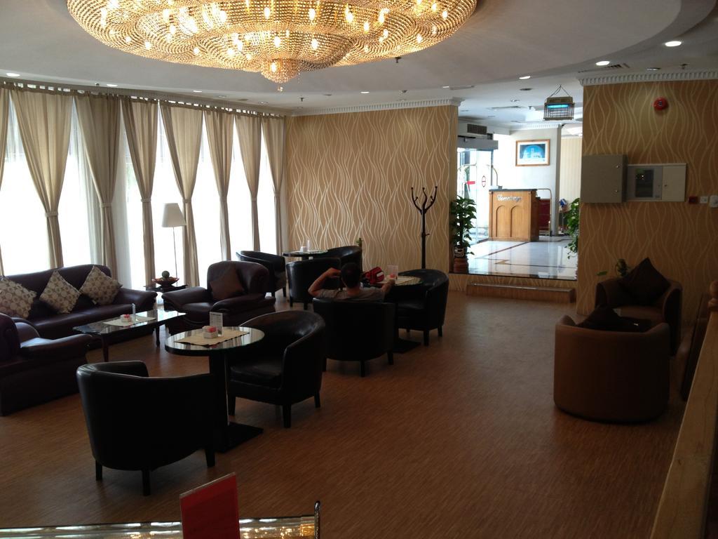 Dream Palace Hotel Dubai Buitenkant foto